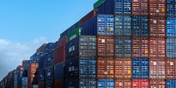 Tariffs, Tight Margins, EV Slowdown Drive Auto Industry Consolidation