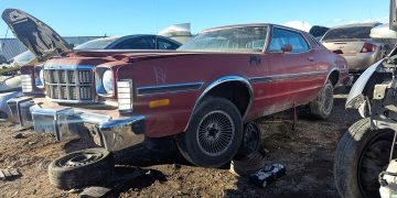 Junkyard Find: 1976 Ford Elite