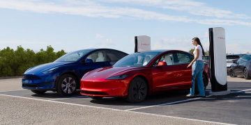 EV Fast-Charging Ports Grow by 30,000 as EV Sales Fall Off in 2025