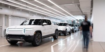 Rivian Grows Revenue, Cuts Losses as it Readies for Q2 Debut of All-New R2