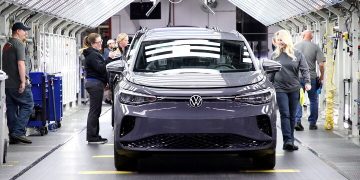 UAW Secures First Win in South, Reaches Tentative Deal with Volkswagen