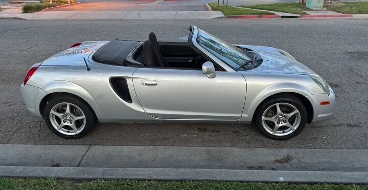Used Car Of The Day: 2005 Toyota MR2 Spyder