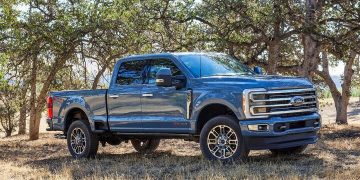 Wiper Arm Issue Forces Ford to Recalls 422,613 Full-Size SUVs, Super Dutys